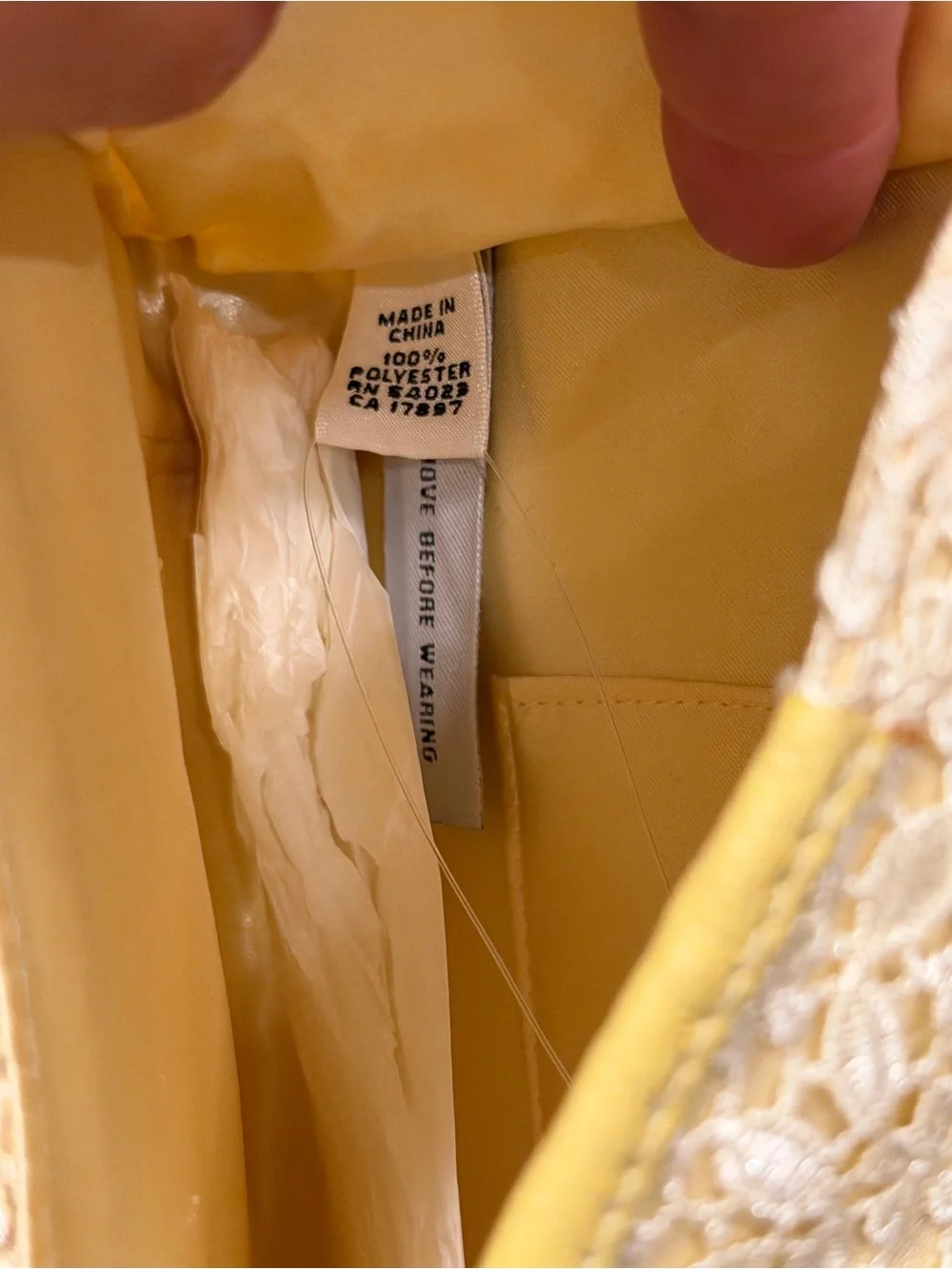 Vintage Banana Republic Women's Canary Yellow Clutch White Lace Overlay NWT New - Picture 9 of 9